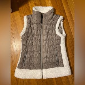 Calvin Klein Womens Medium Furry Vest